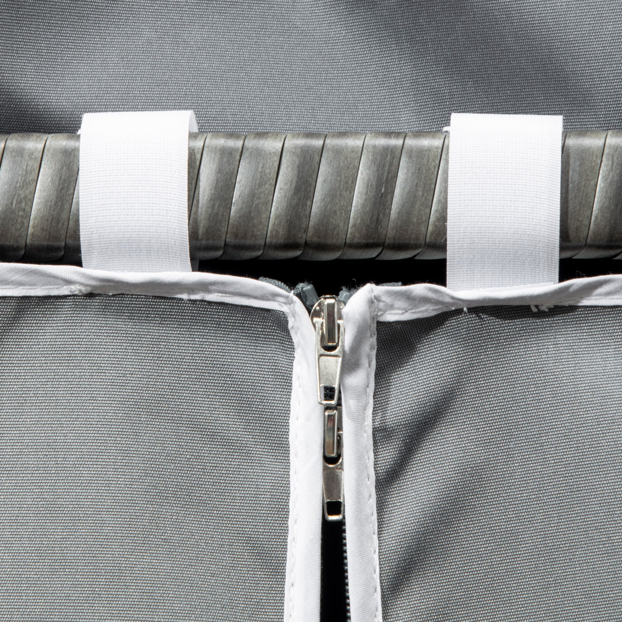 Outsunny Rolling Towel Rack Pool Outdoor Covered Caddy Shelf Basket PE Rattan Wicker 