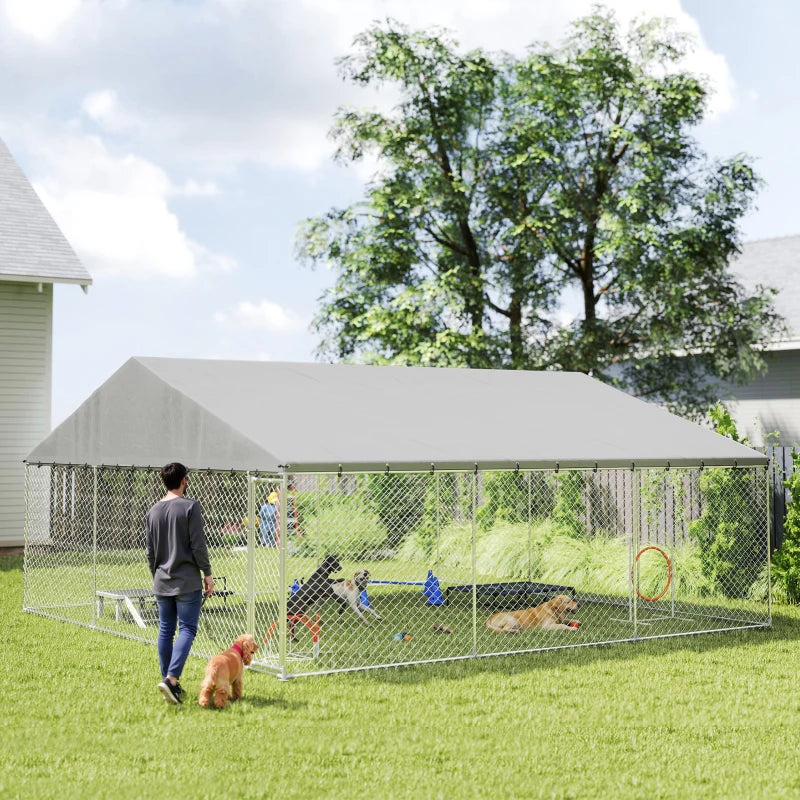 Heavy Duty Outdoor Dog Kennel with Waterproof Roof, Secure Latch, Chain Link Dog Run for Backyard, 19.7' x 19.7' x 8.9'