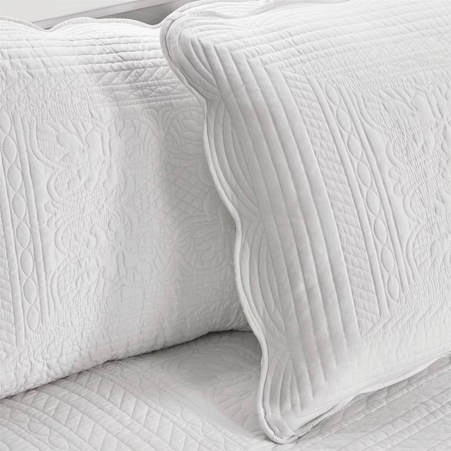 6-Piece Farmhouse White Daybed Cover Bedding Set with Scalloped Edges - Free Shipping