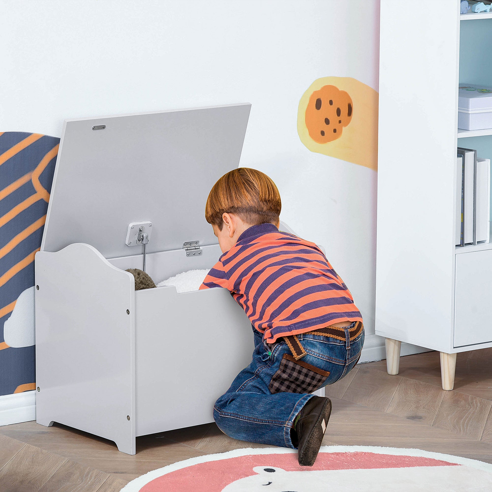 Qaba Large Wooden Toy Storage Box Organizer with Magnetic Hinge for Kids Playroom Chest with Groove Handle Grey 