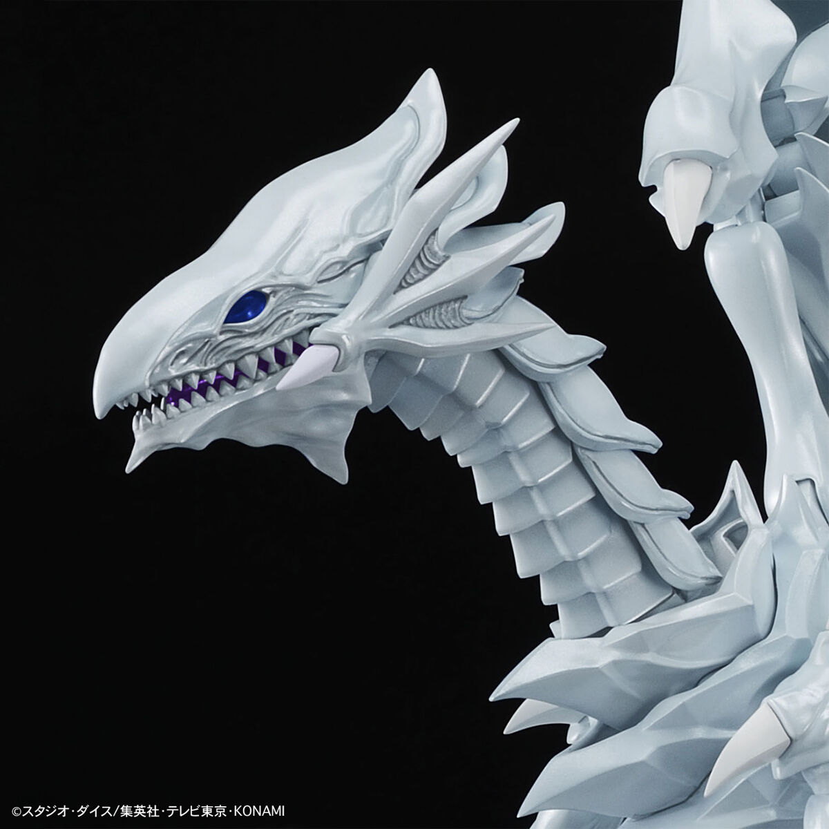 Figure-Rise Standard Amplified Blue-Eyes White Dragon 