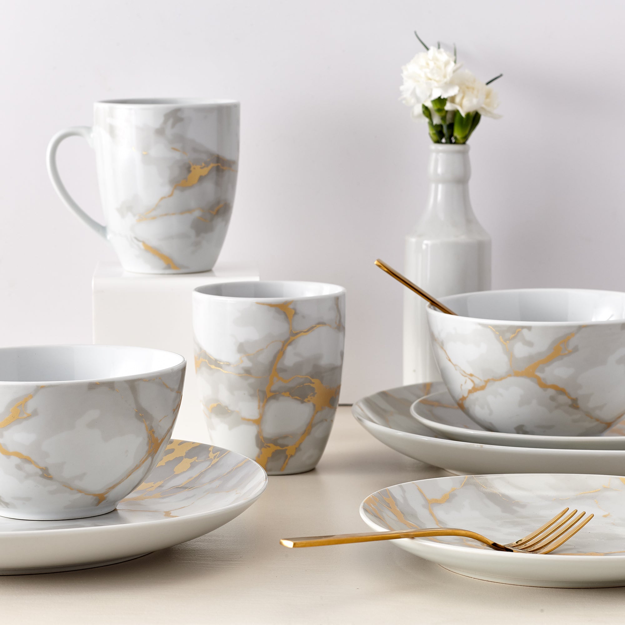 Dinnerware Set 16 Piece Coupe Porcelain Gold Marble Look, Service for 4 