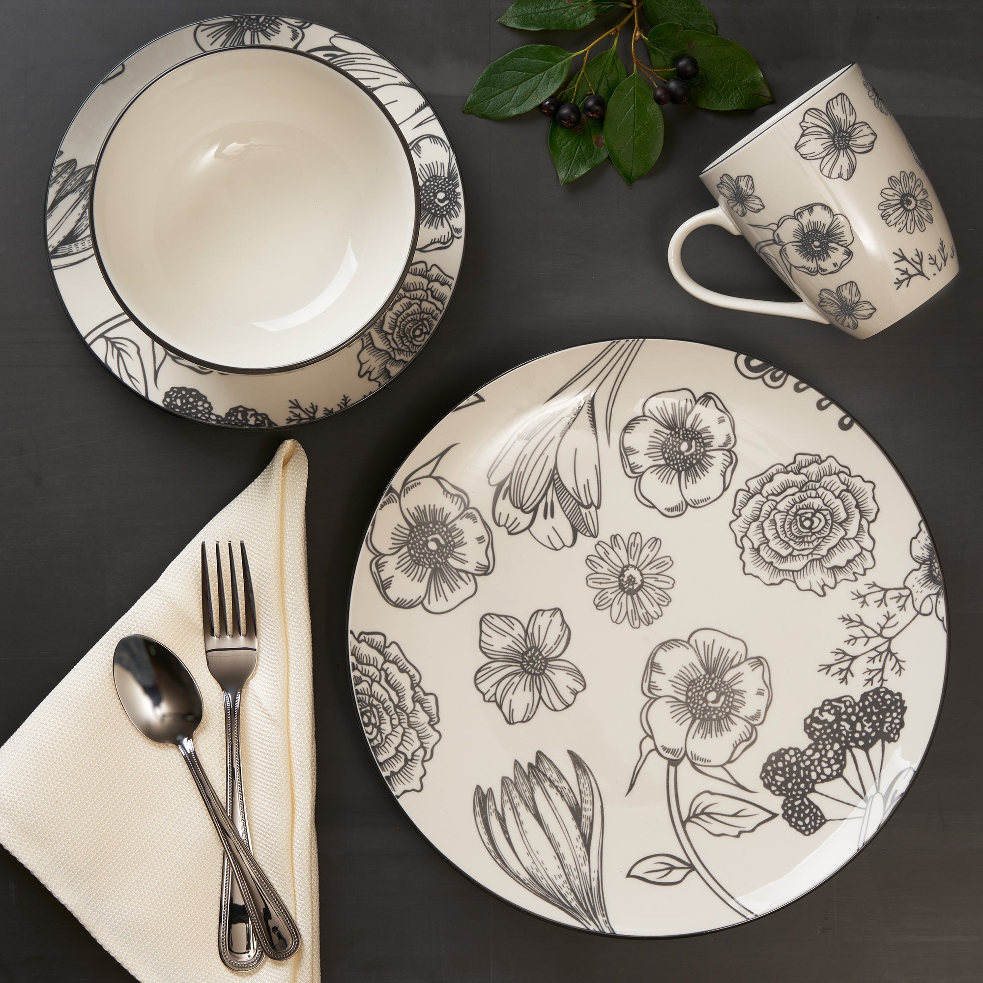 Dinnerware Set 16 Piece Porcelain, Service for 4 