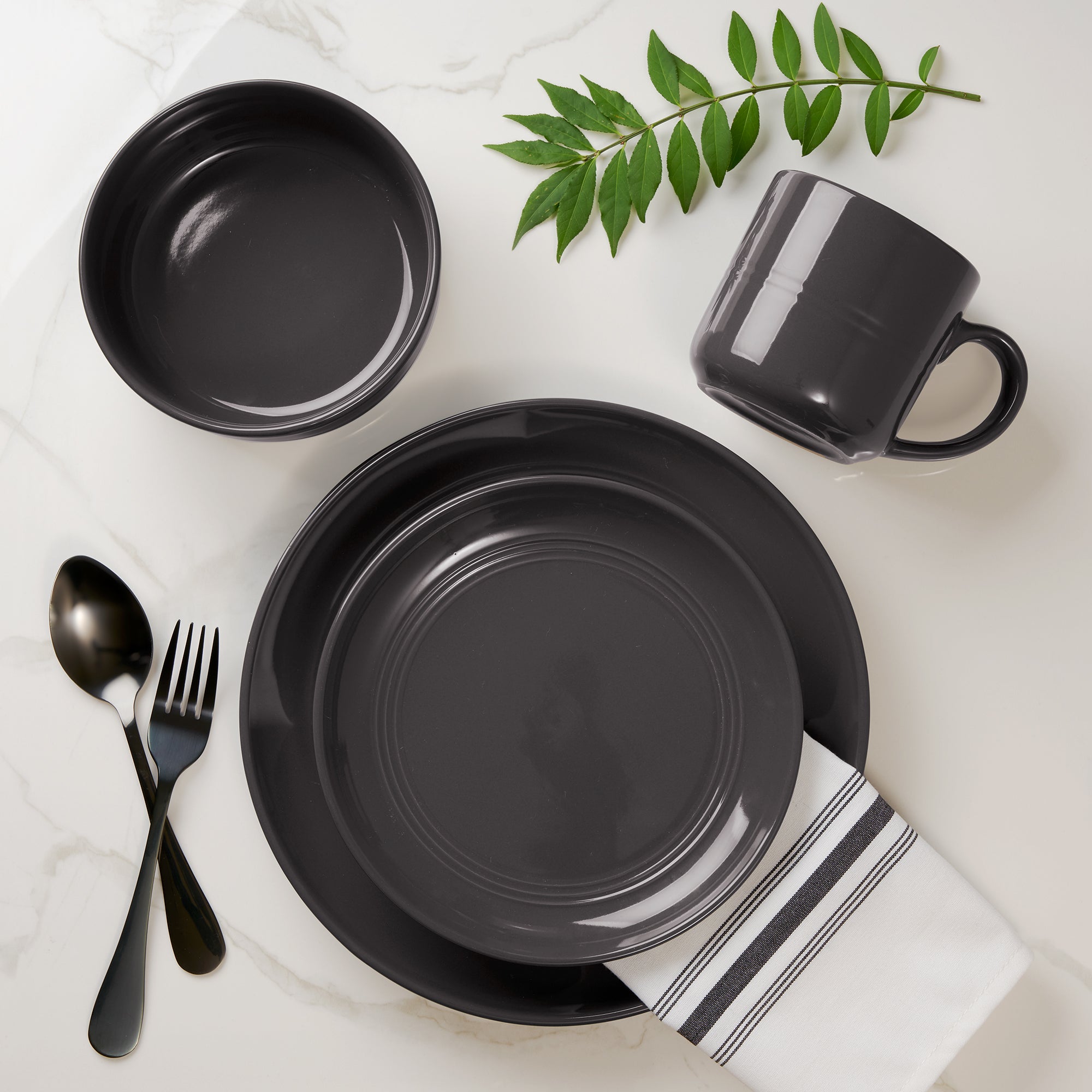 Dinnerware Set 16 Piece Stoneware Harmony , Service for 4 