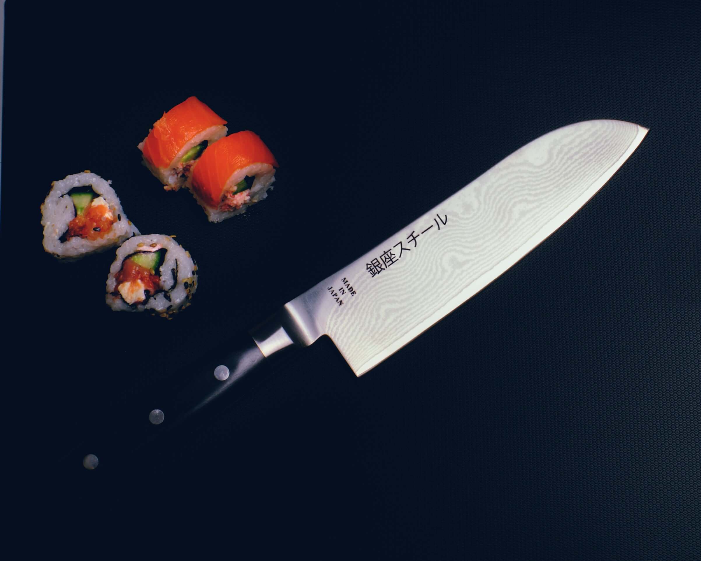 HAYAMI 180 - VG10 - 33 Layered Damascus Steel Santoku Knife 180mm 