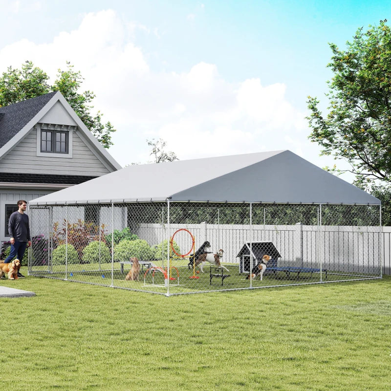 Heavy Duty Outdoor Dog Kennel with Waterproof Roof, Secure Latch, Chain Link Dog Run for Backyard, 19.7' x 19.7' x 8.9'