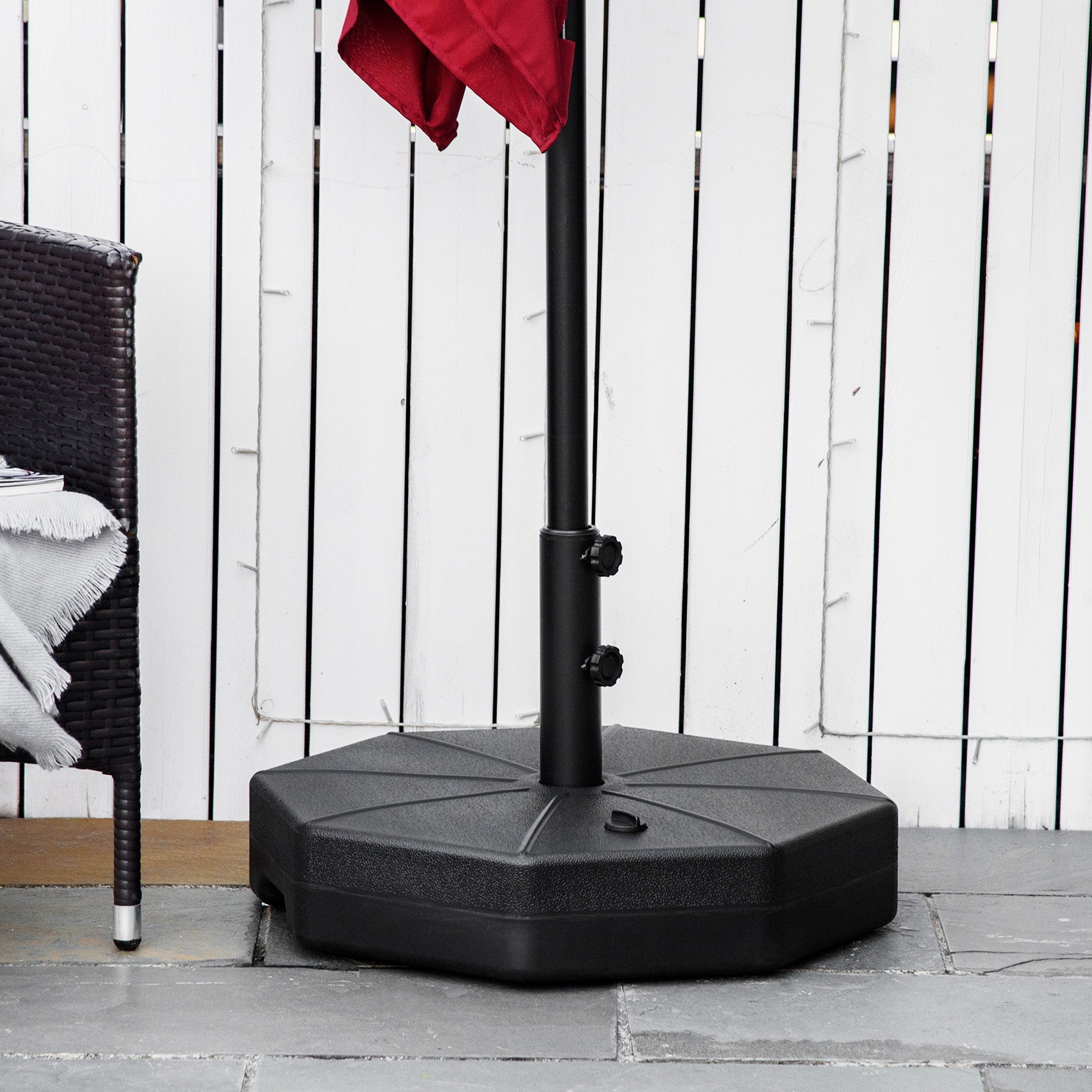 Outsunny Outdoor Patio Umbrella Base Stand Holder Market Parasol Weights Water Sand Filled Garden Poolside Black 