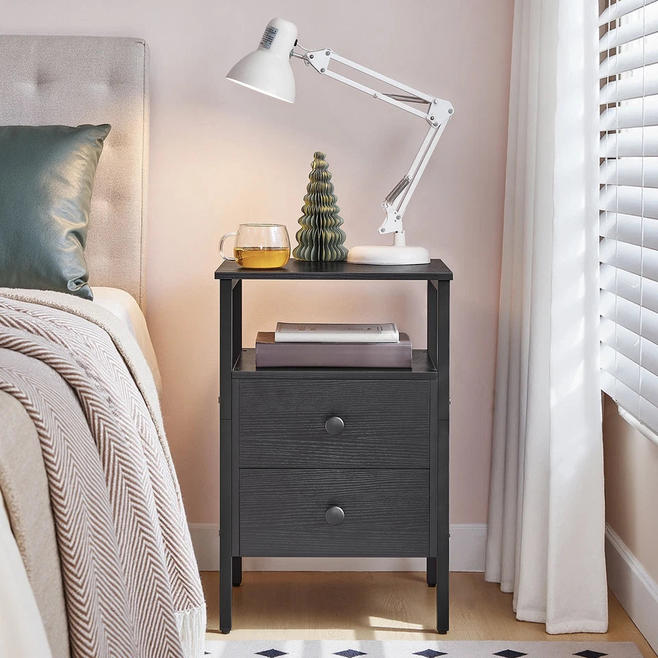 HOOBRO Nightstand with Charging Station, Industrial End Table & Side Table, Black BB431BZ01G2