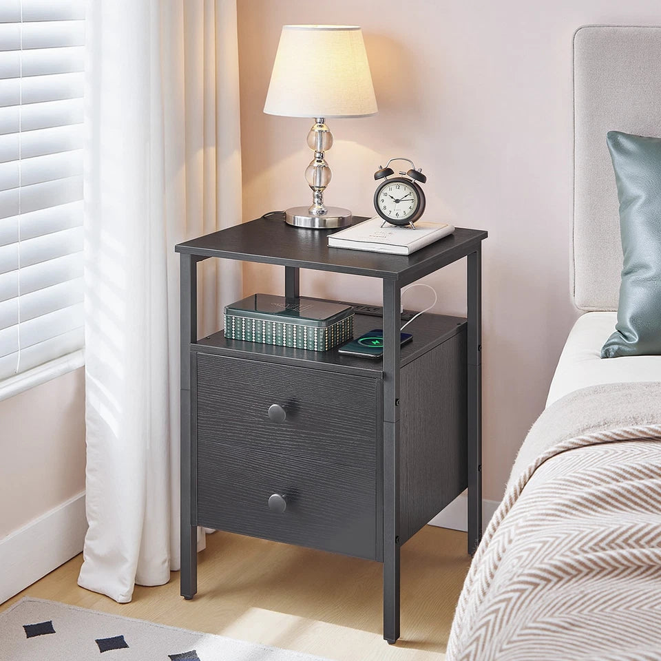 HOOBRO Nightstand with Charging Station, Industrial End Table & Side Table, Black BB431BZ01G2