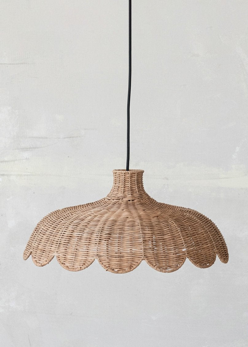 Scalloped Rattan Pendant 