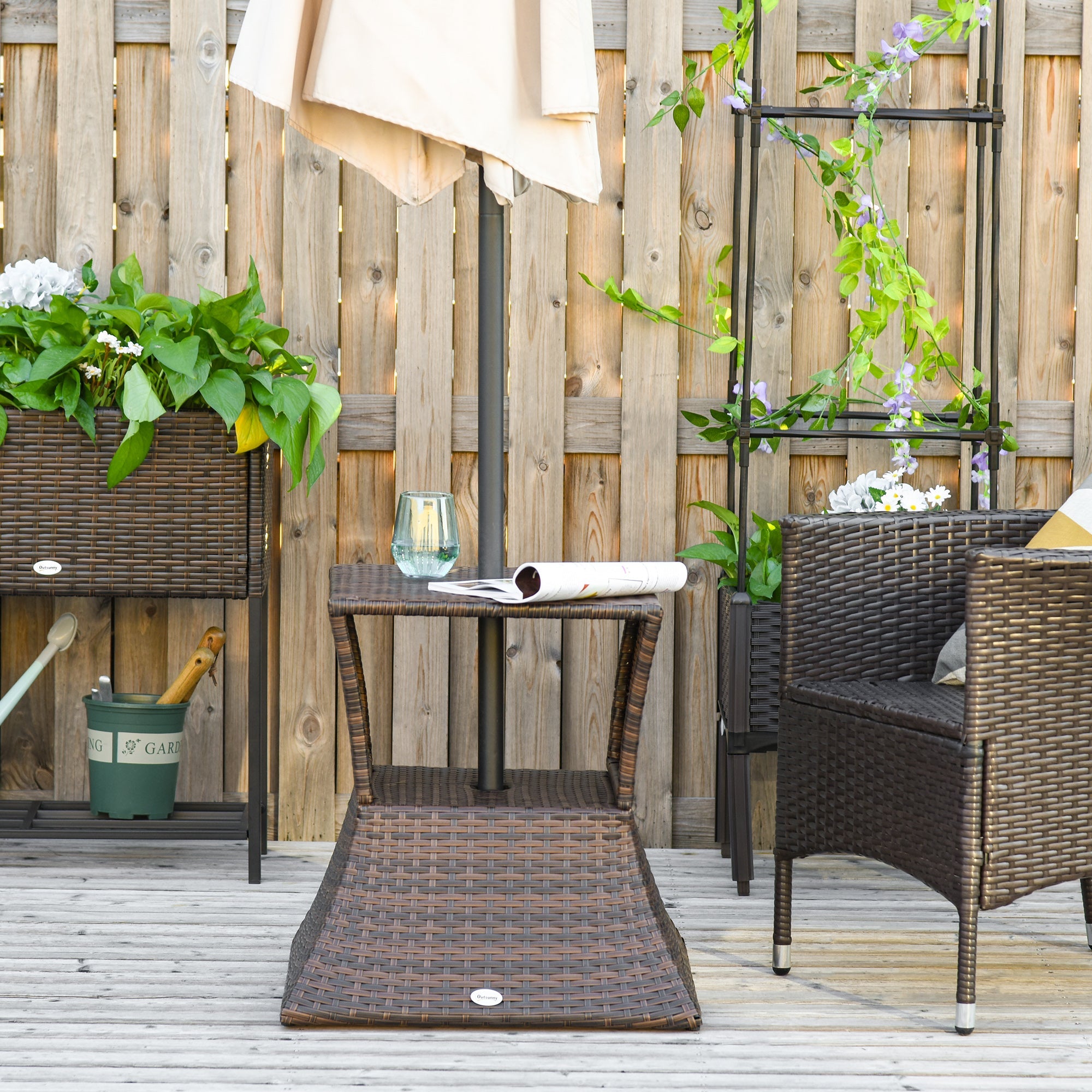 Outsunny Outdoor Patio Rattan Wicker Coffee Table w/ Umbrella Hole 
