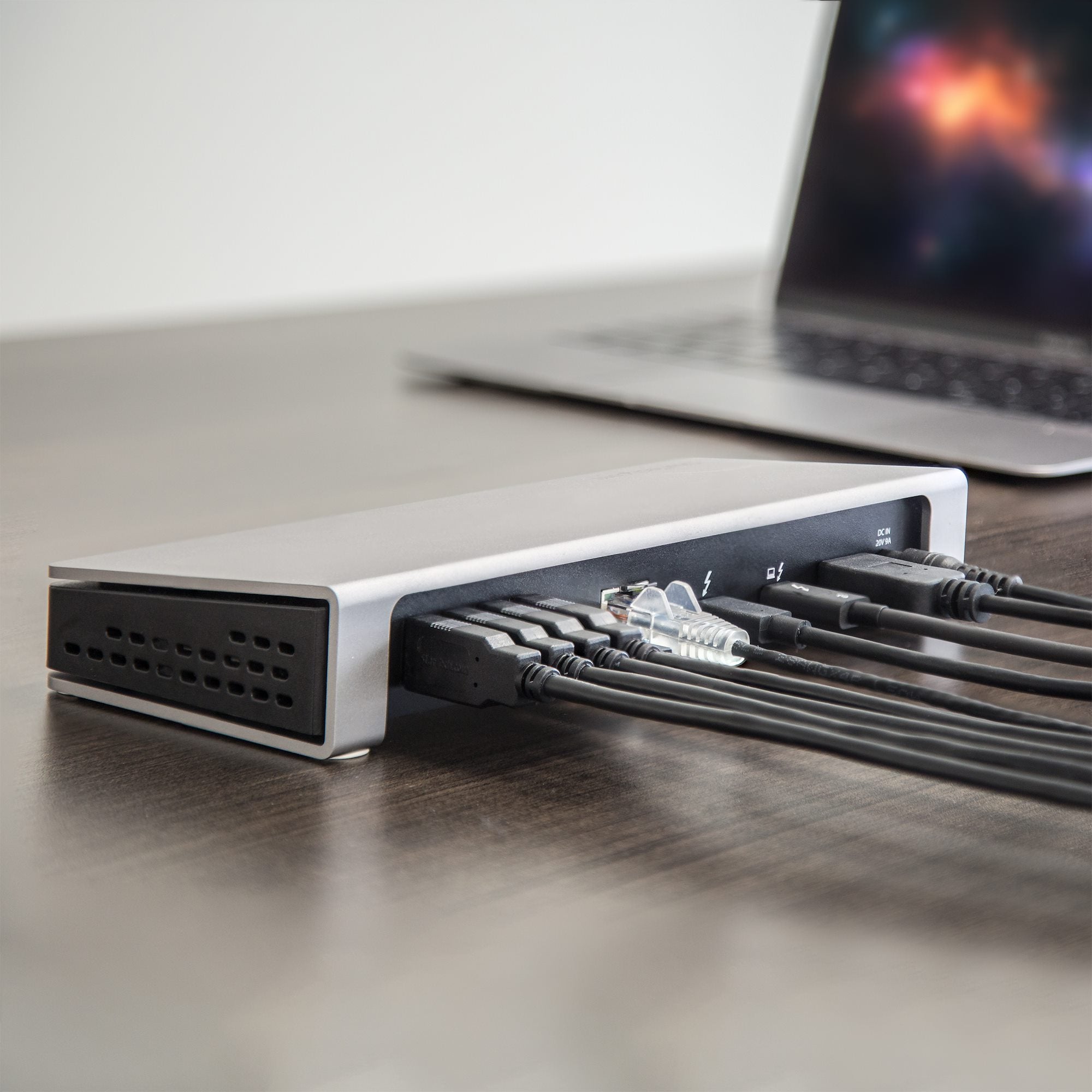 Thunderbolt 3 Dock - Dual Monitor 4K 60Hz TB3 Laptop Docking Station with DisplayPort - 85W Power Delivery Charging - 6-Port USB 3.0 Hub, SD 4.0, GbE, Audio - Windows & Mac 