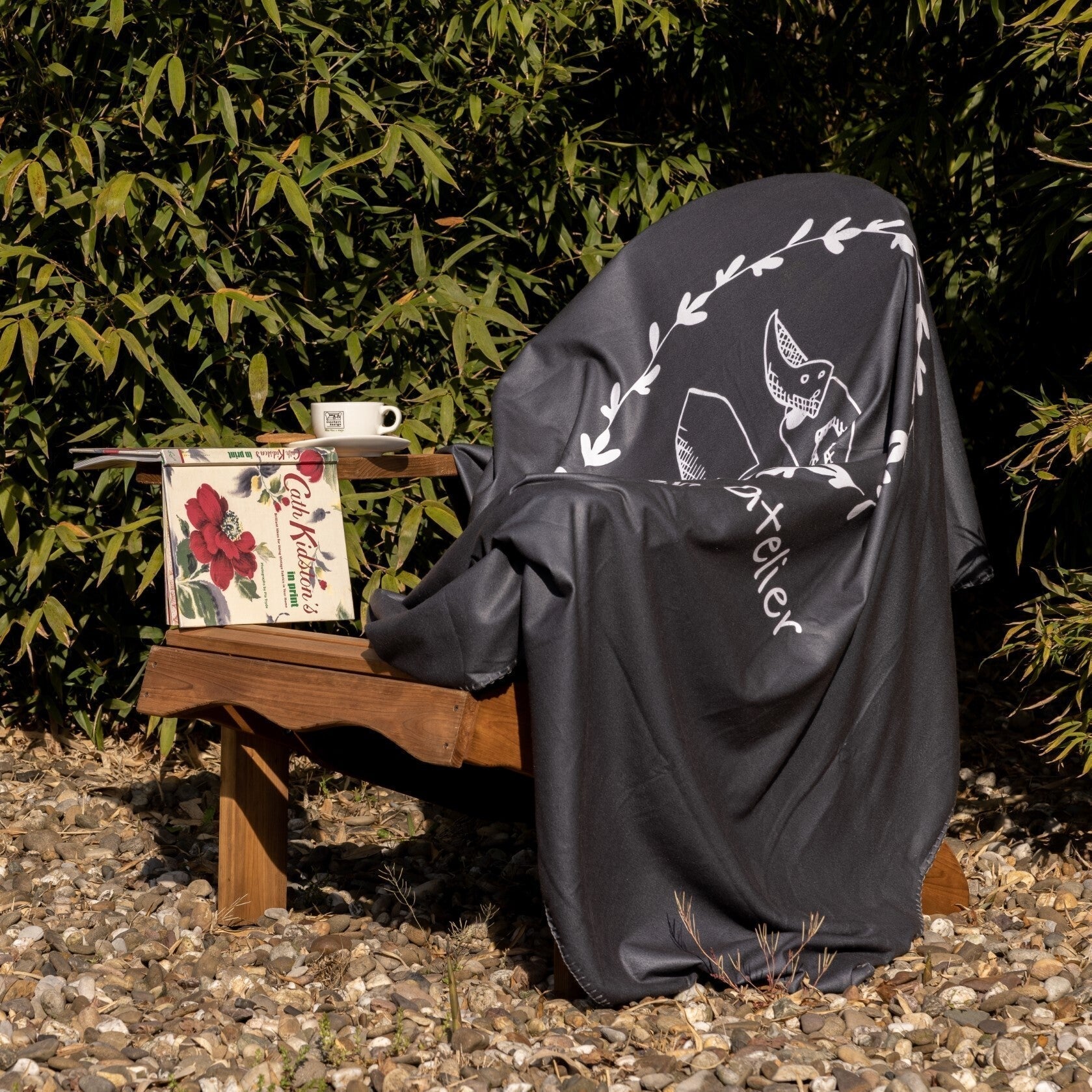 Garden Blanket CatGarden Blanket "Garden Atelier" 
