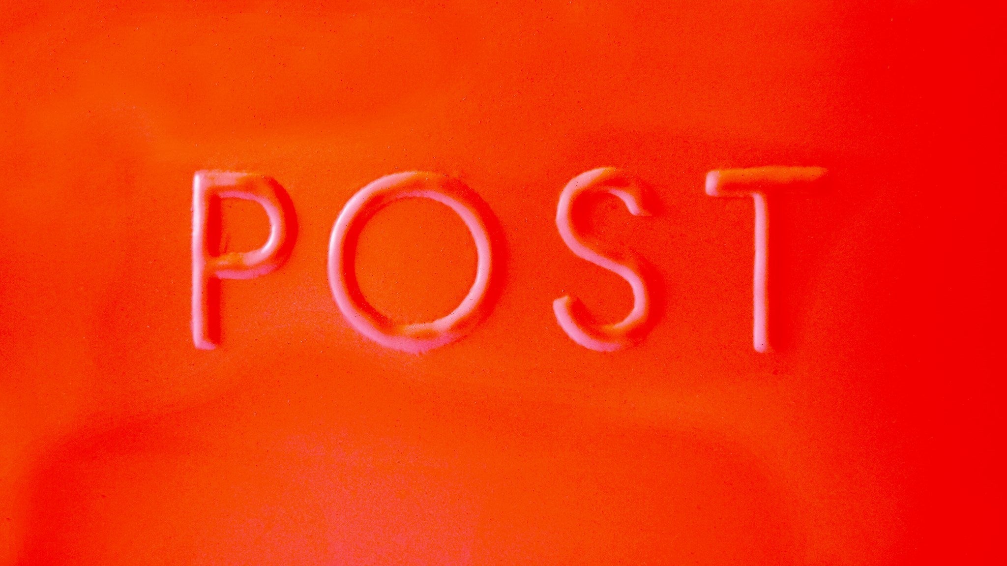 Sylvia Large Euro Mailbox Red 