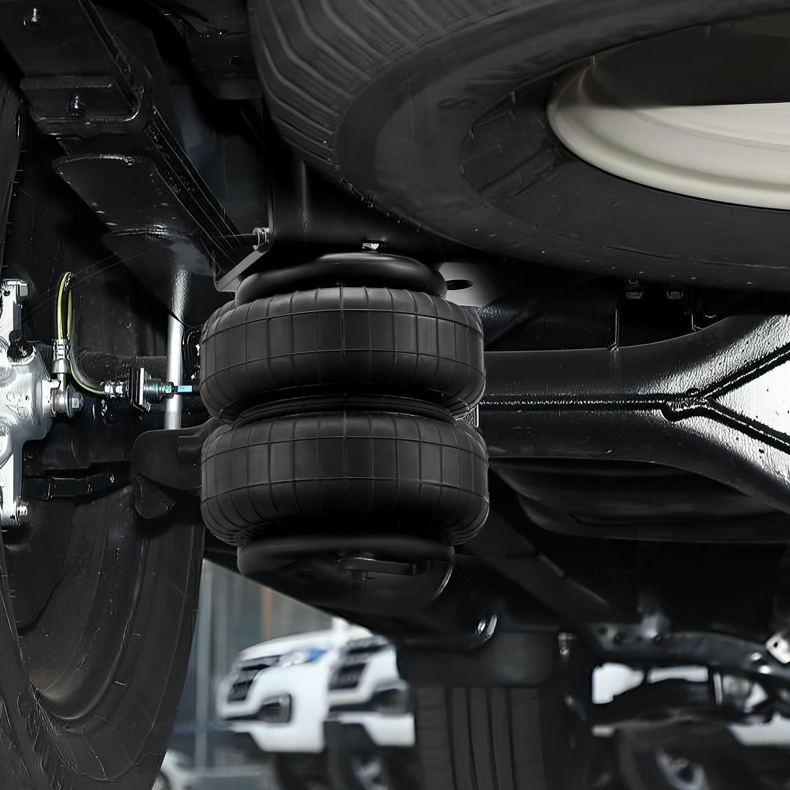VEVOR Air Bag Suspension Kit, Air Springs Suspension Bag Kit Compatible with 2001-2010 Chevrolet Silverado 2500/3500HD and GMC Sierra 2500/3500HD 4WD RWD, 5000 lbs Loading, 5 to 100 PSI 