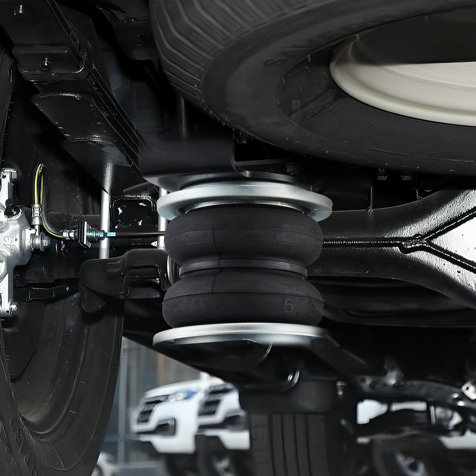 VEVOR Air Bag Suspension Kit, Air Springs Suspension Bag Kit Compatible with 2011-2019 Chevrolet Silverado 2500/3500HD and GMC Sierra 2500/3500HD 4WD RWD, 5000 lbs Loading, 5 to 100 PSI 