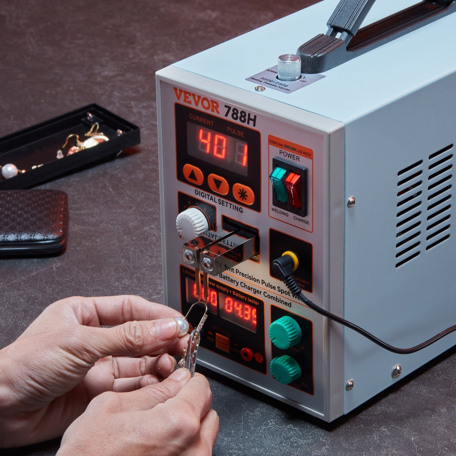 VEVOR Battery Spot Welder, 788H Pulse Spot Welder & Battery Charger, Portable High-Power Battery Welding Machine with 2 Welding Modes and LED Lighting for 0.15mm Pure Nickel, 18650 14500 Battery Packs 