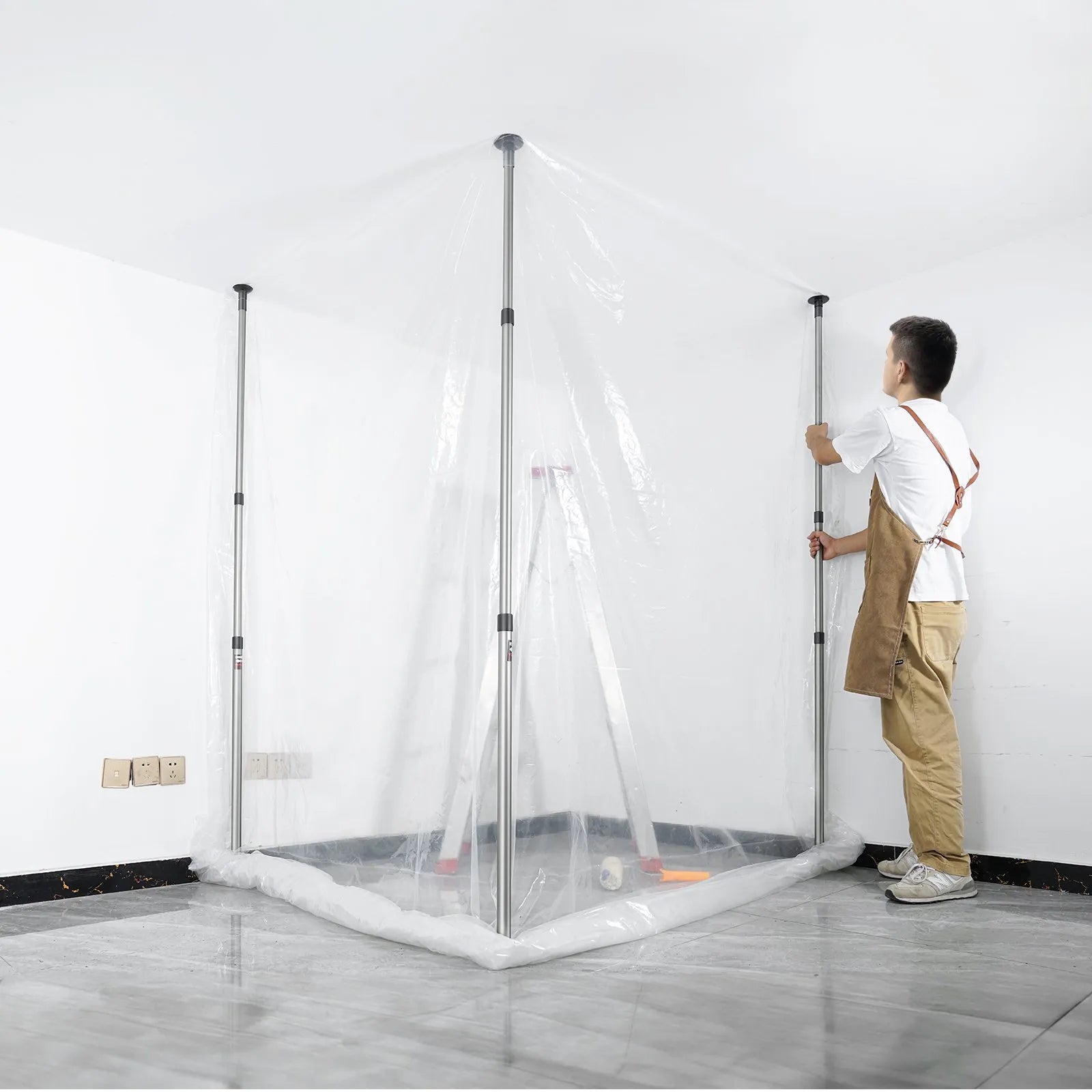 VEVOR Dust Barrier Poles, 10 Ft Poles with 4 Telescoping Poles, Carry Bag, and 32.8x13.12 Ft Plastic Film, for Interior Decoration and Painting Projects