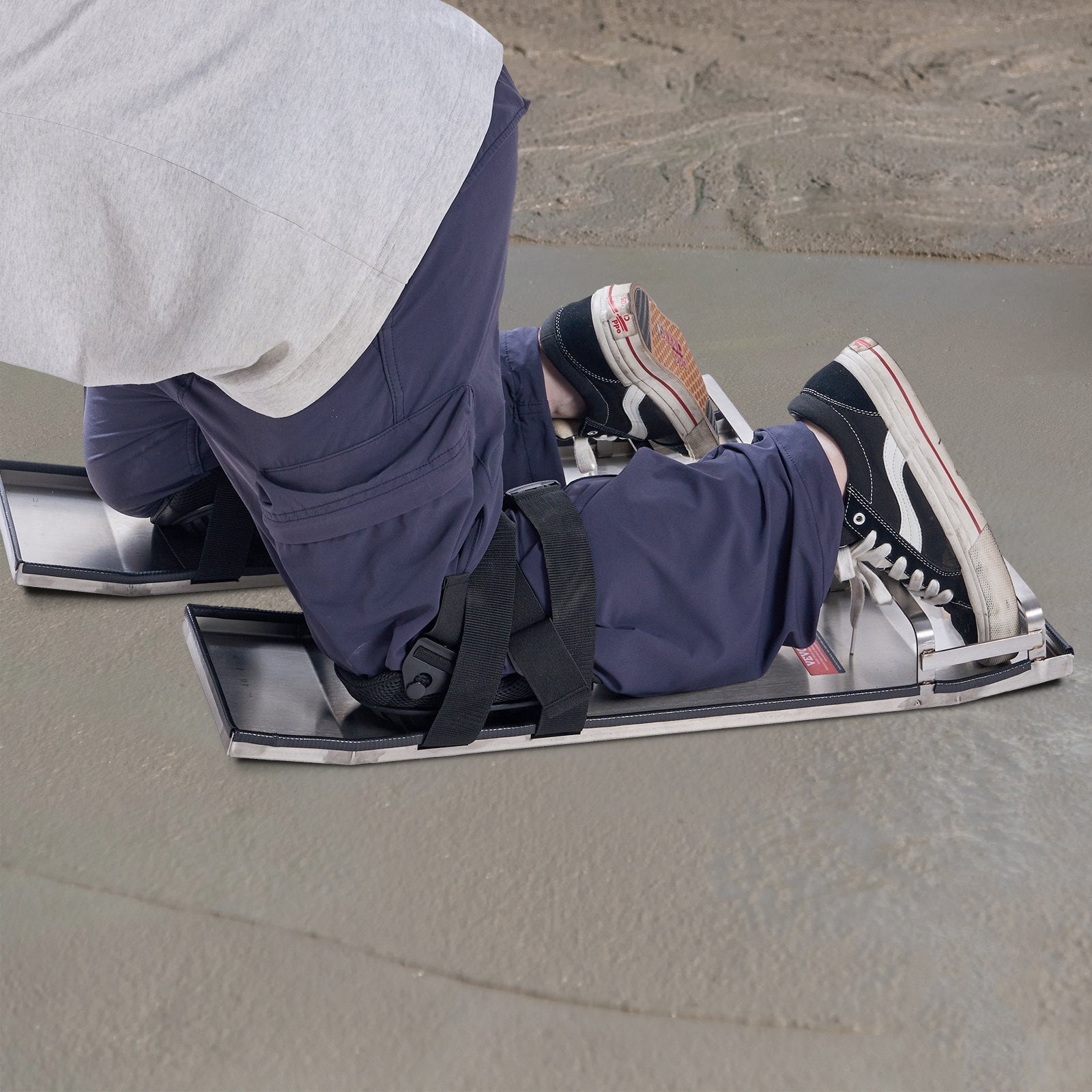 VEVOR Concrete Knee Boards Stainless Steel, 28'' x 8'' Concrete Sliders, Knee Boards For Concrete, Concrete Knee Pads Pair Moving Sliders, with Board Straps for Cement and Concrete Finishing 