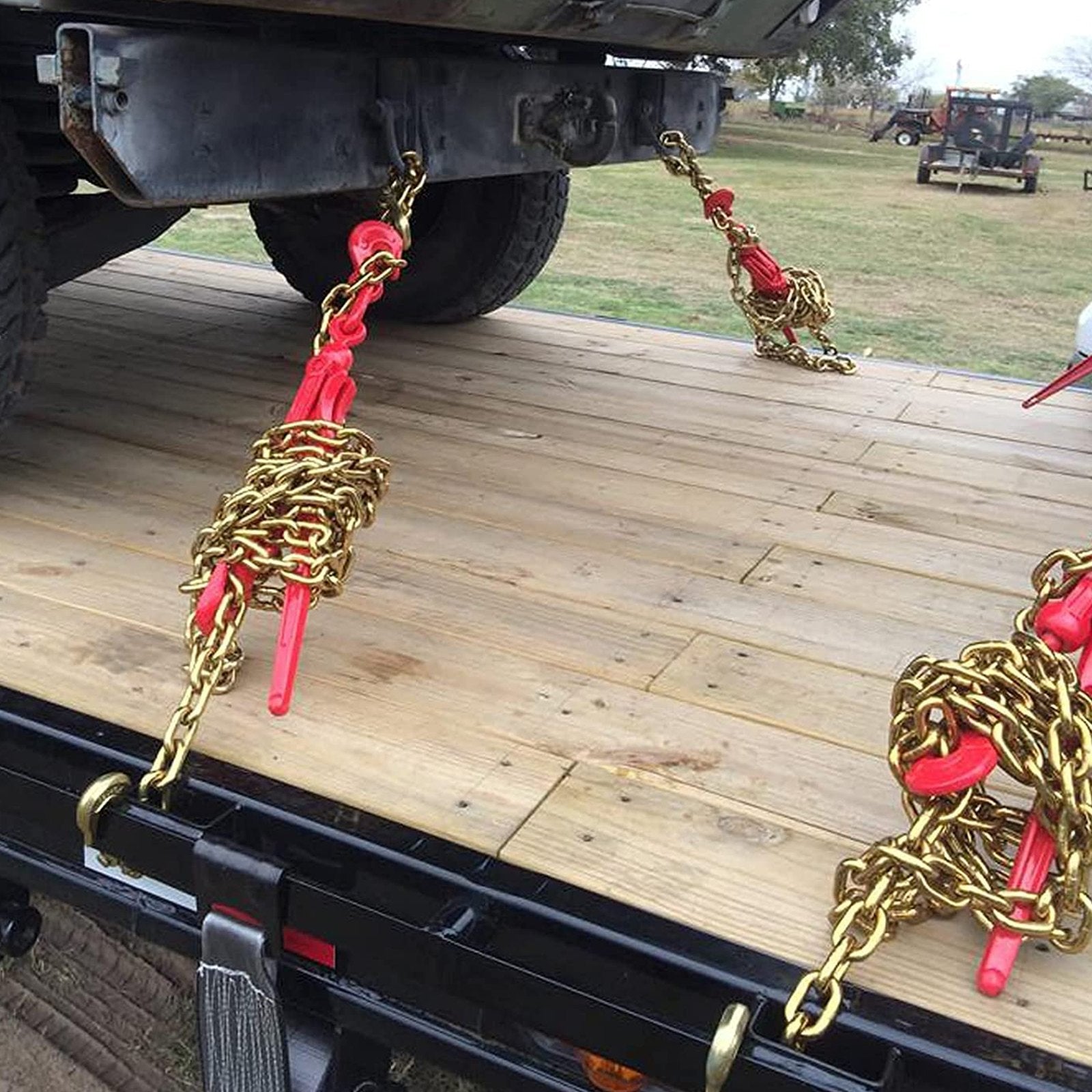 VEVOR Chain Load Binder, 5/16" Tie Down Kit with 6600LBS Working Load Capacity and Two Grab Hooks, Includes (4) Ratchet Binders - (4) 21' Grade 80 Chains, Transport Load Package for Hauling, Towing 