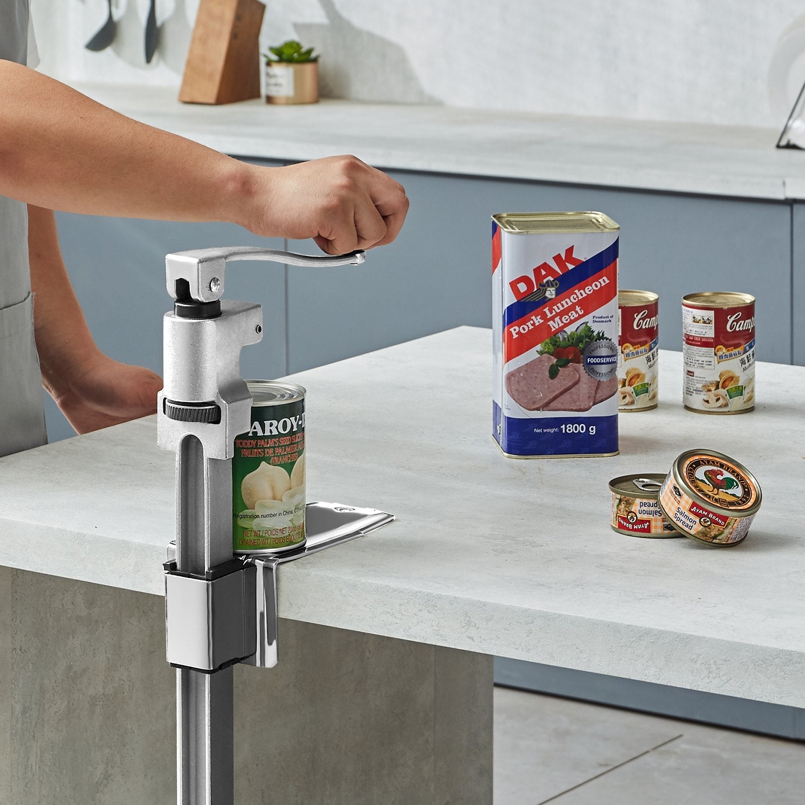 VEVOR Manual Can Opener, Commercial Table Opener for Large Cans, Heavy Duty Can Opener with Base, Adjustable Height Industrial Jar Opener For Cans Up to 11.8" Tall, for Restaurant Hotel Home Bar 