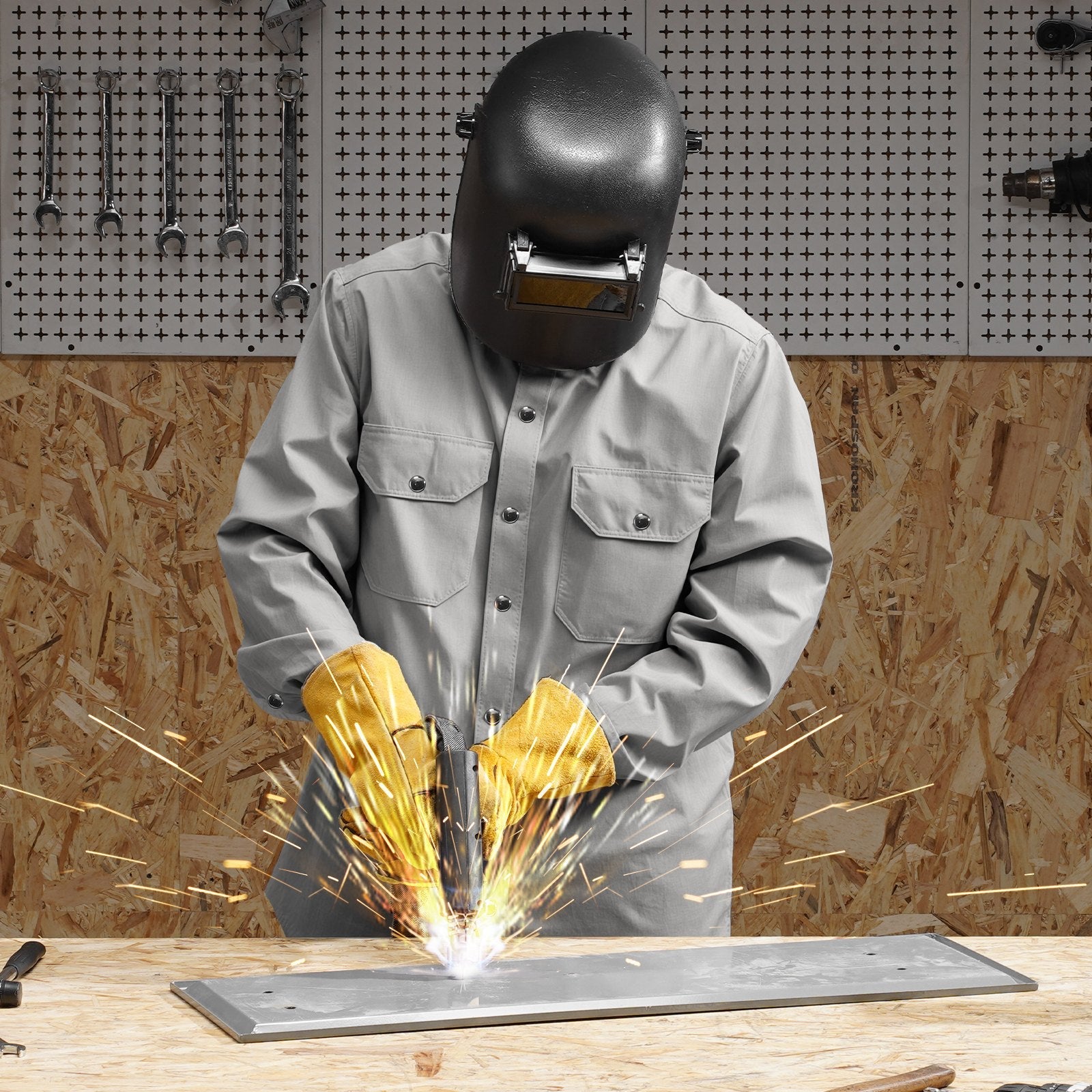 VEVOR Flame-Resistant Welding Jacket 7oz FR Cotton Welding Safety Jacket M Size 
