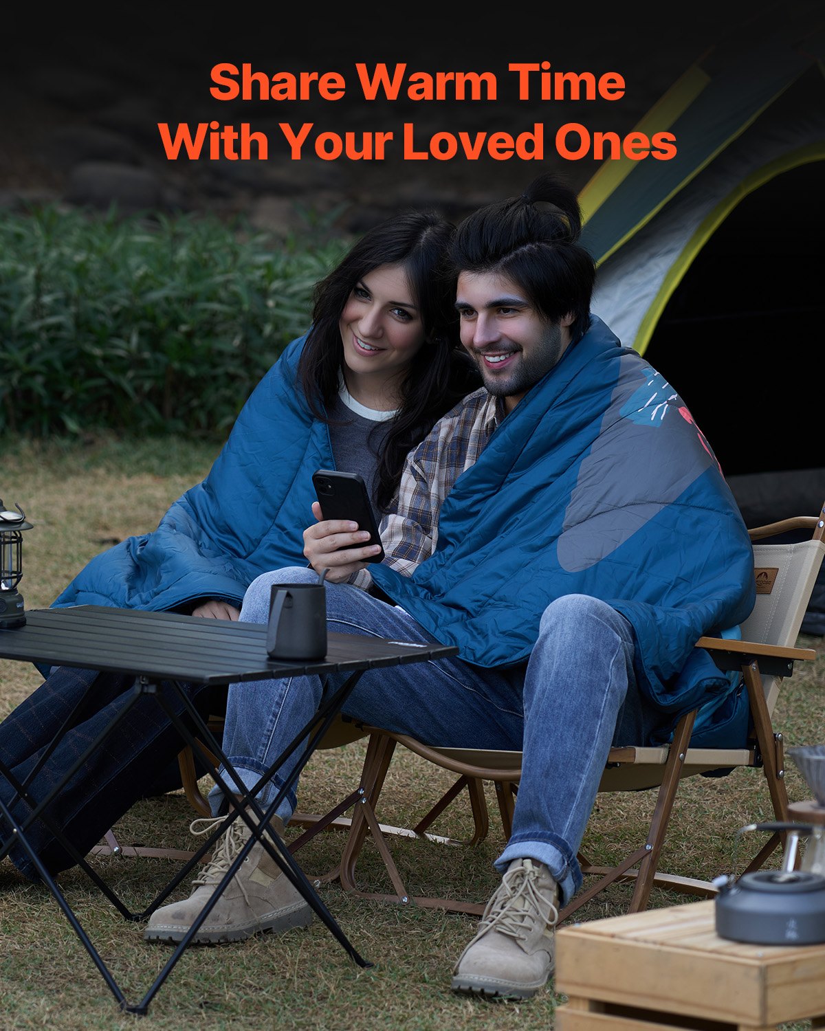VEVOR Camping Blanket 75" x 52" Wearable Warm Stadium Blanket Outdoor Printed 