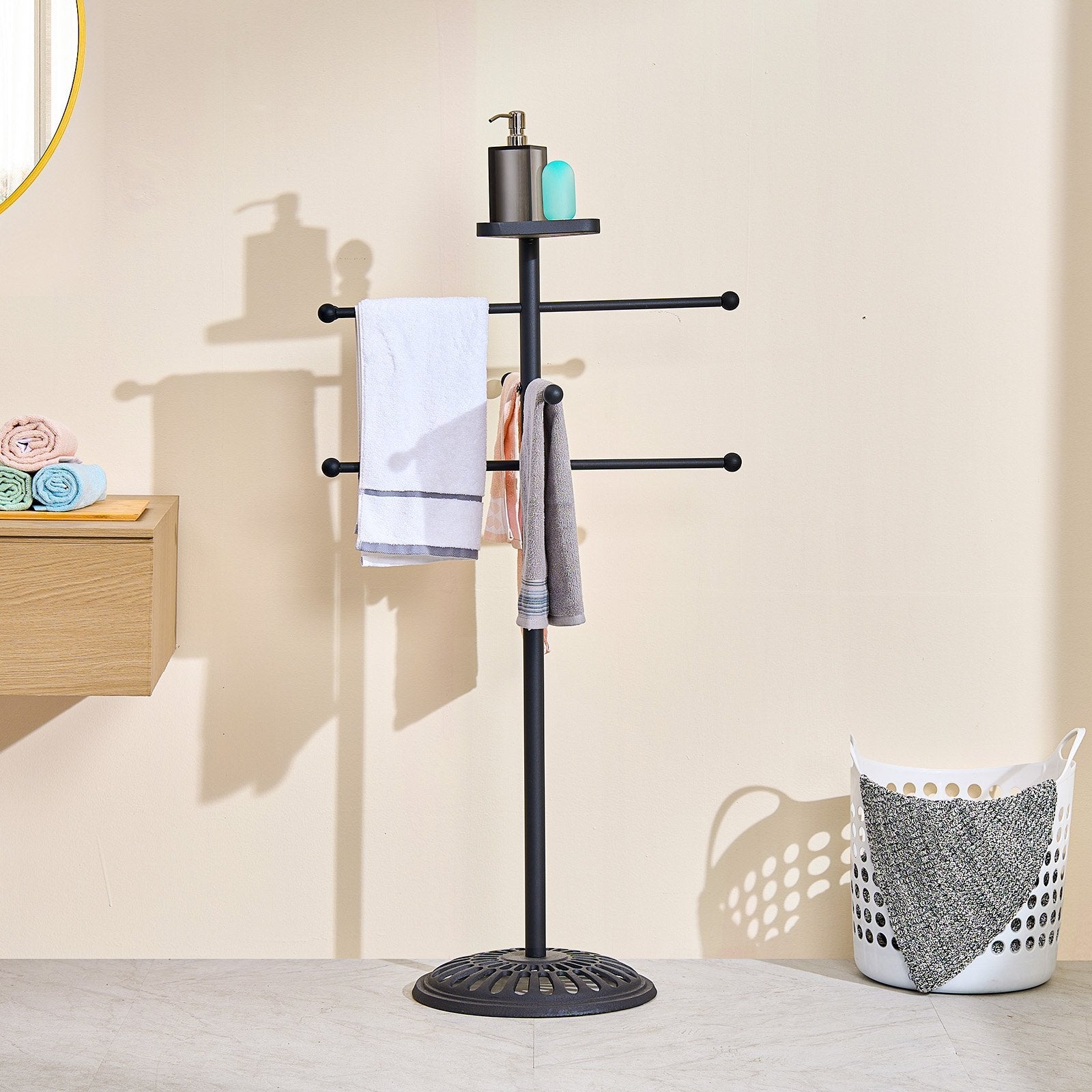 VEVOR Towel Rack 3-Bar Outdoor Towel Holder with Metal Base Pool Bath Spa Black 