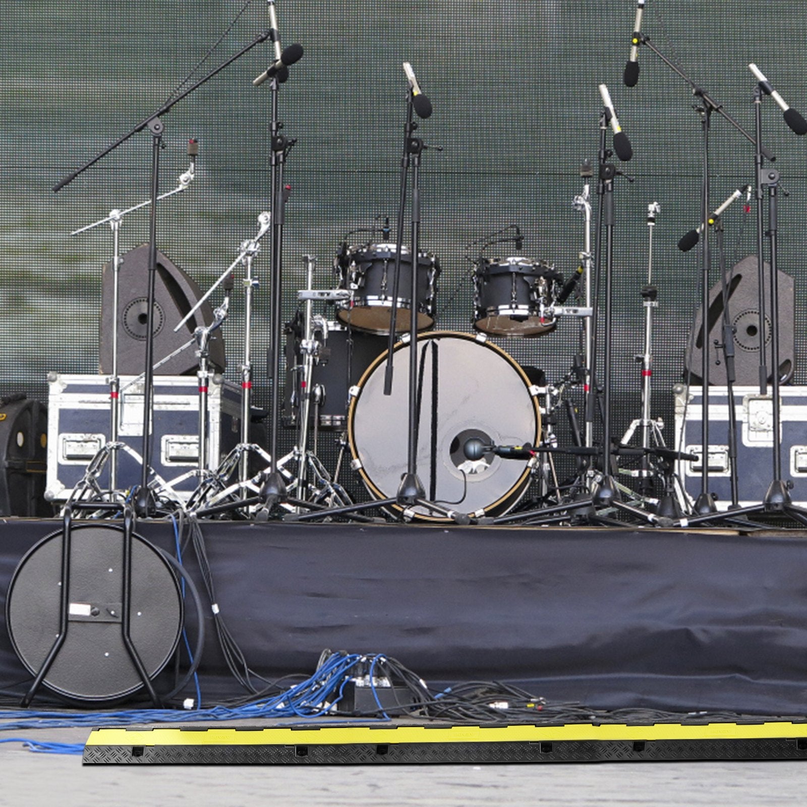 VEVOR 3 PCs Rubber Cable Protector Ramp, 2 Channel, 12000 lbs/axle Capacity Heavy Duty Hose Wire Cover Ramp Driveway, Traffic Speed Bump with Flip-Open Top Cover & 50 ft Warning Tape, for Indoor&Outdo 