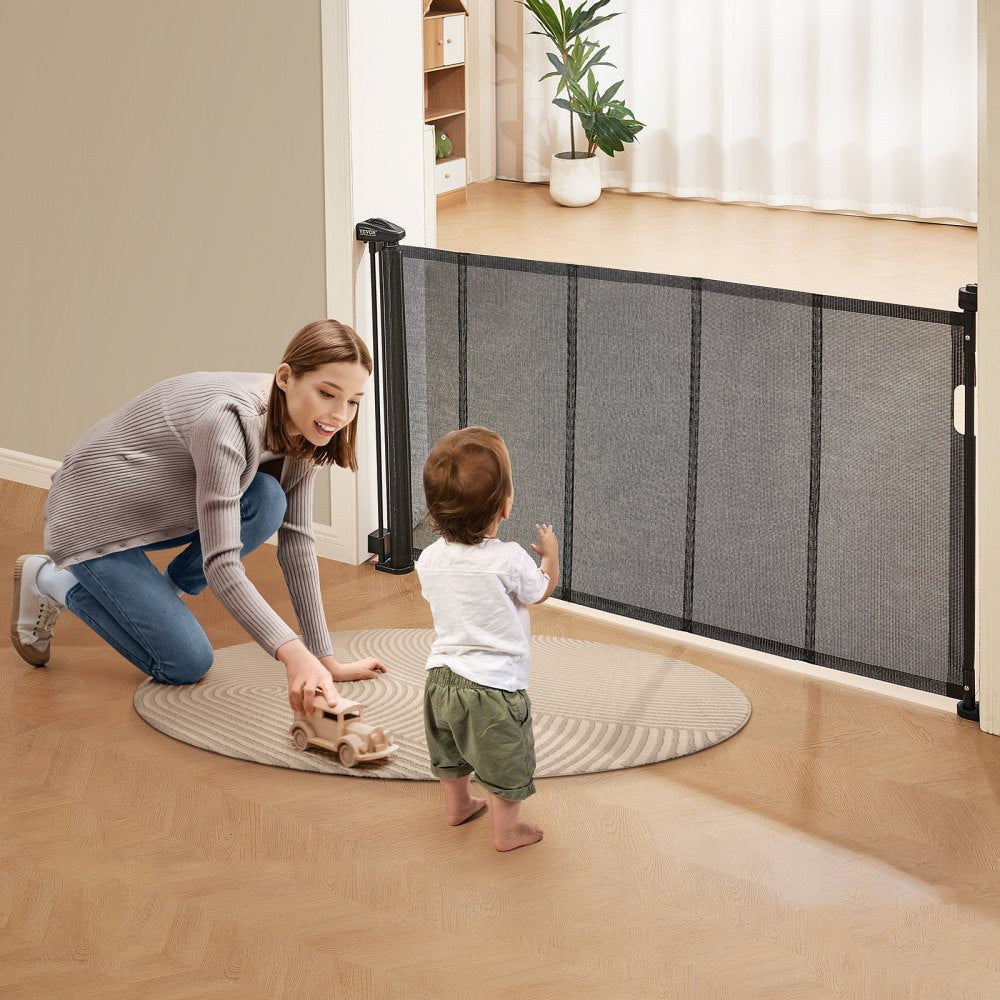 VEVOR Mesh Baby Gate, 34.2" Retractable Baby Gate, Extends up to 60" Wide Retractable Gate for Kids or Pets, Retractable Dog Gates for Indoor Stairs, Doorways, Hallways, Playrooms, Black 