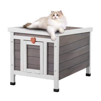 VEVOR Outdoor Cat House Wooden Feral Cat Shelter with Roof & PVC Door Flaps 