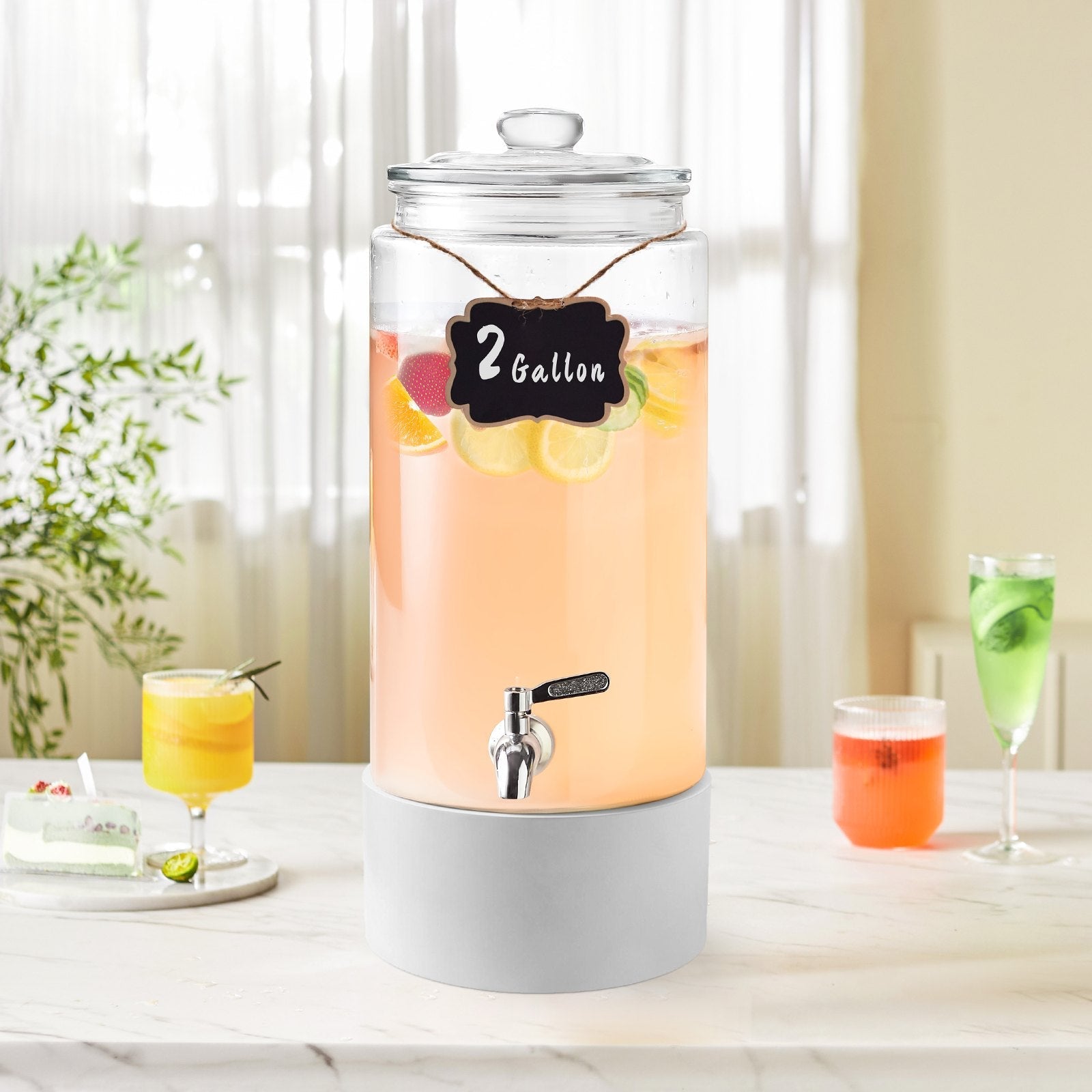 VEVOR Beverage Dispenser, 2 Gallon Drink Dispensers for Parties, Glass Juice Dispenser with Stainless Steel Spigot, Iced Tea Lemonade Juice Water Dispenser, for Restaurants, Hotels, Parties 