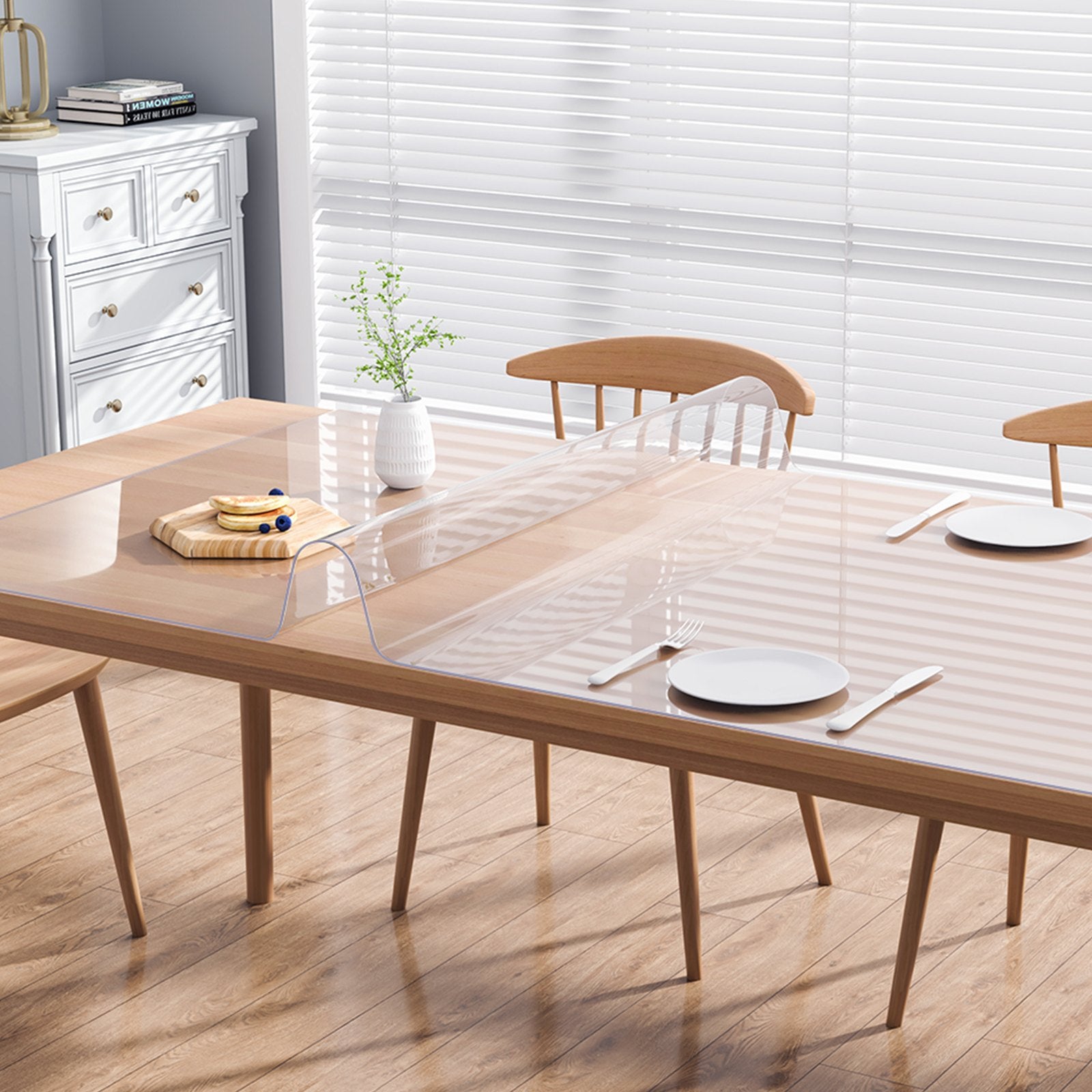 VEVOR Clear Table Cover Protector, 18" x 36"/457 x 925.4 mm Table Cover, 1.5 mm Thick PVC Plastic Tablecloth, Waterproof Desktop Protector for Writing Desk, Coffee Table, Dining Room Table 