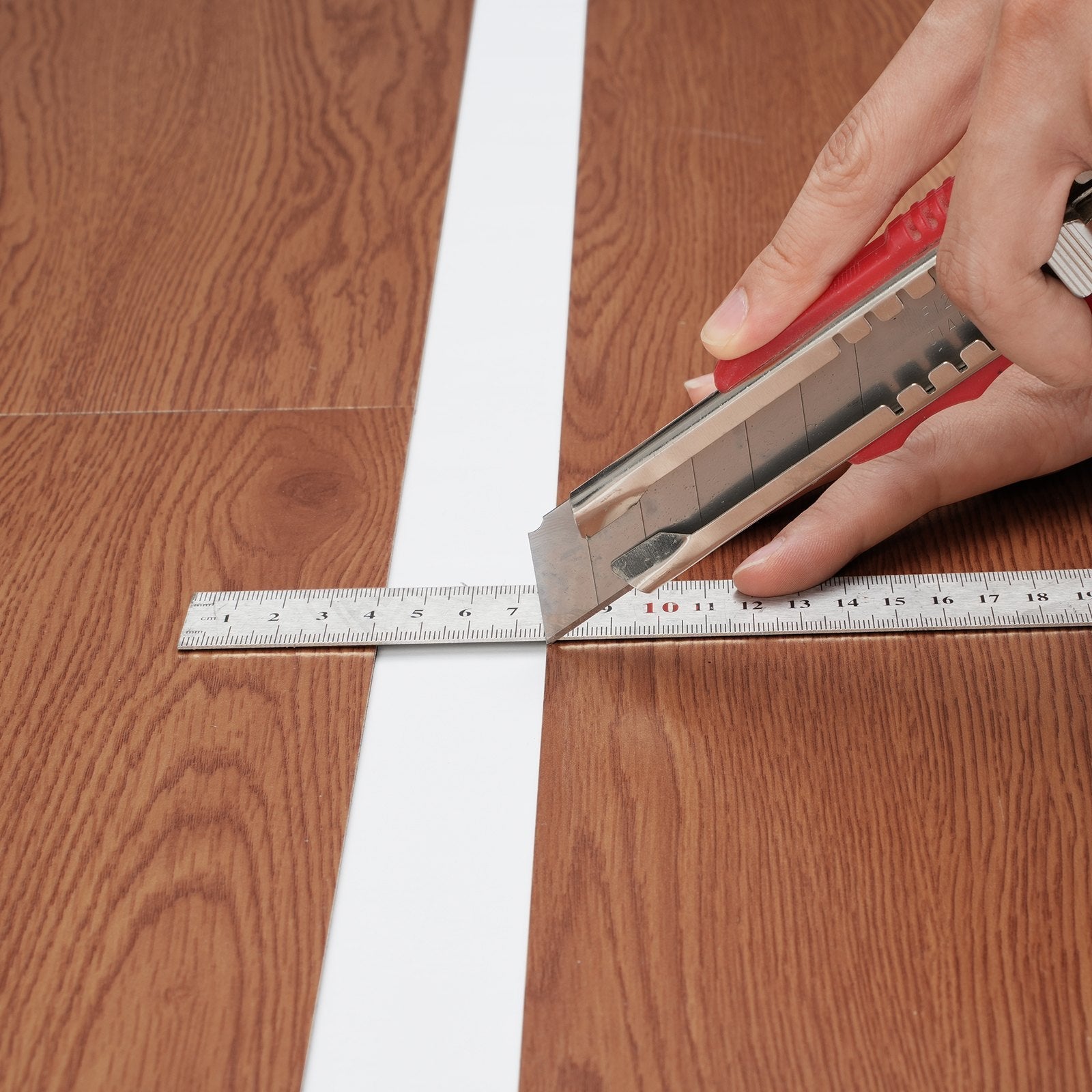 VEVOR Self Adhesive Vinyl Floor Tiles 36 x 6 inch, 36 Tiles 2.5mm Thick Peel & Stick, Deep Brown Wood Grain DIY Flooring for Kitchen, Dining Room, Bedrooms & Bathrooms, Easy for Home Decor 