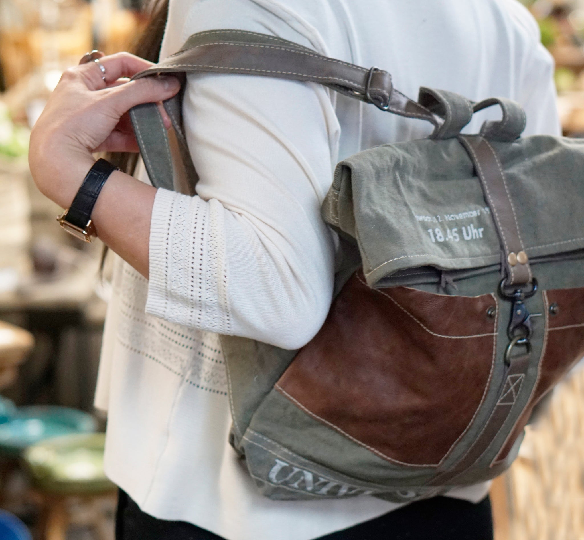 Bridgeport Handbag Backpack 