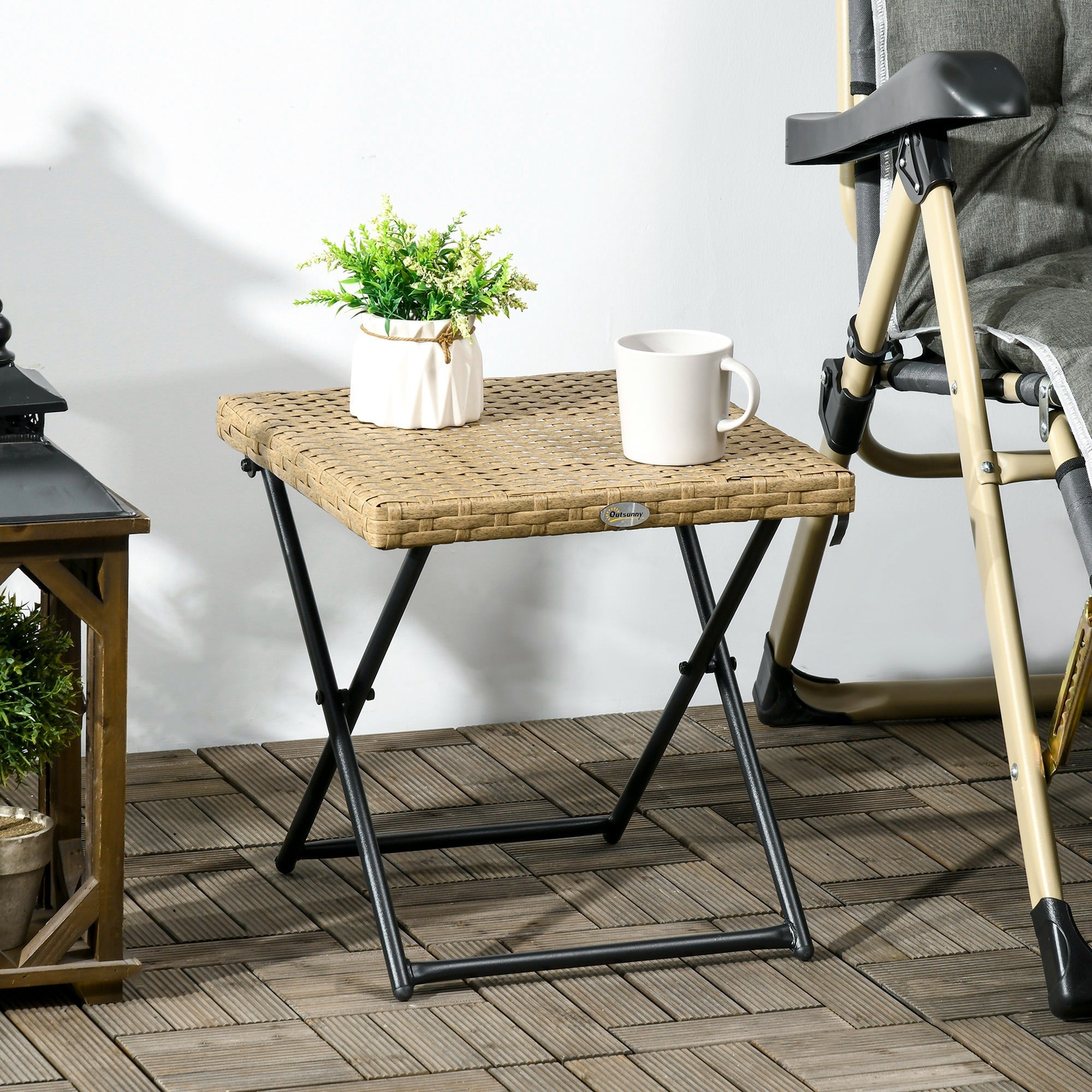 Outsunny Folding Patio Coffee Table PE Rattan Wicker Portable Outdoor Garden Side Table Nature Wood 15.75"x15.75"x15.75" 