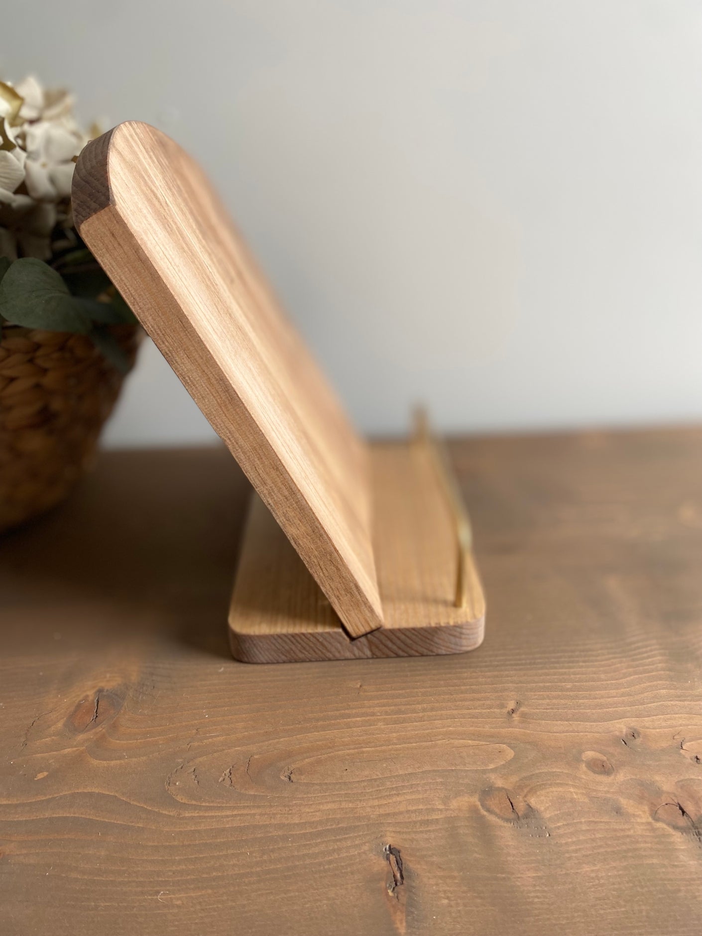 Walnut Cookbook Stand 