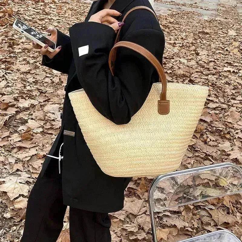 Women's Fashionable Personalized New Handbag 