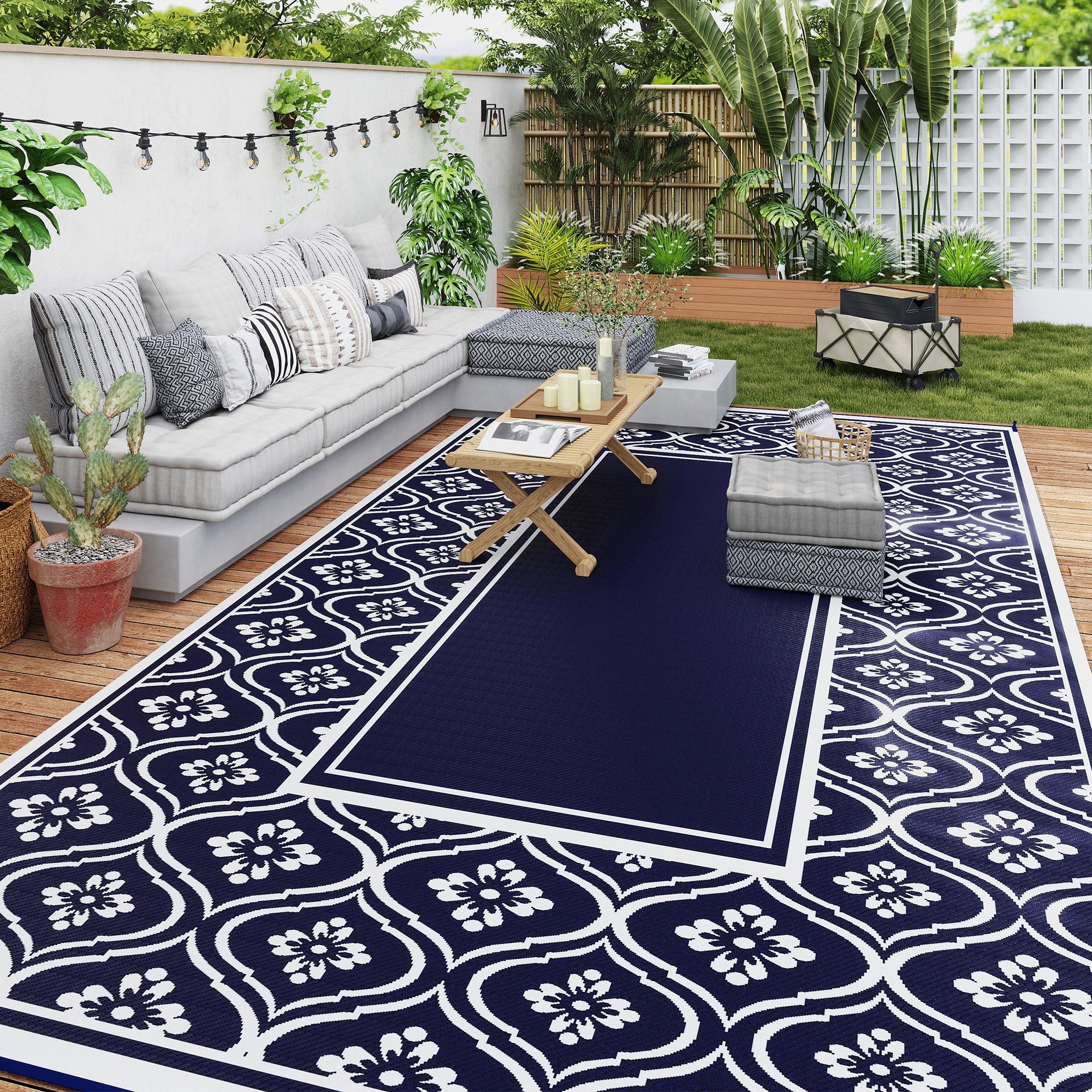 Outsunny 9' x 18' Outdoor RV Rug, Reversible Patio Floor Mat with Carry Bag, Gourd Border, Blue and White 