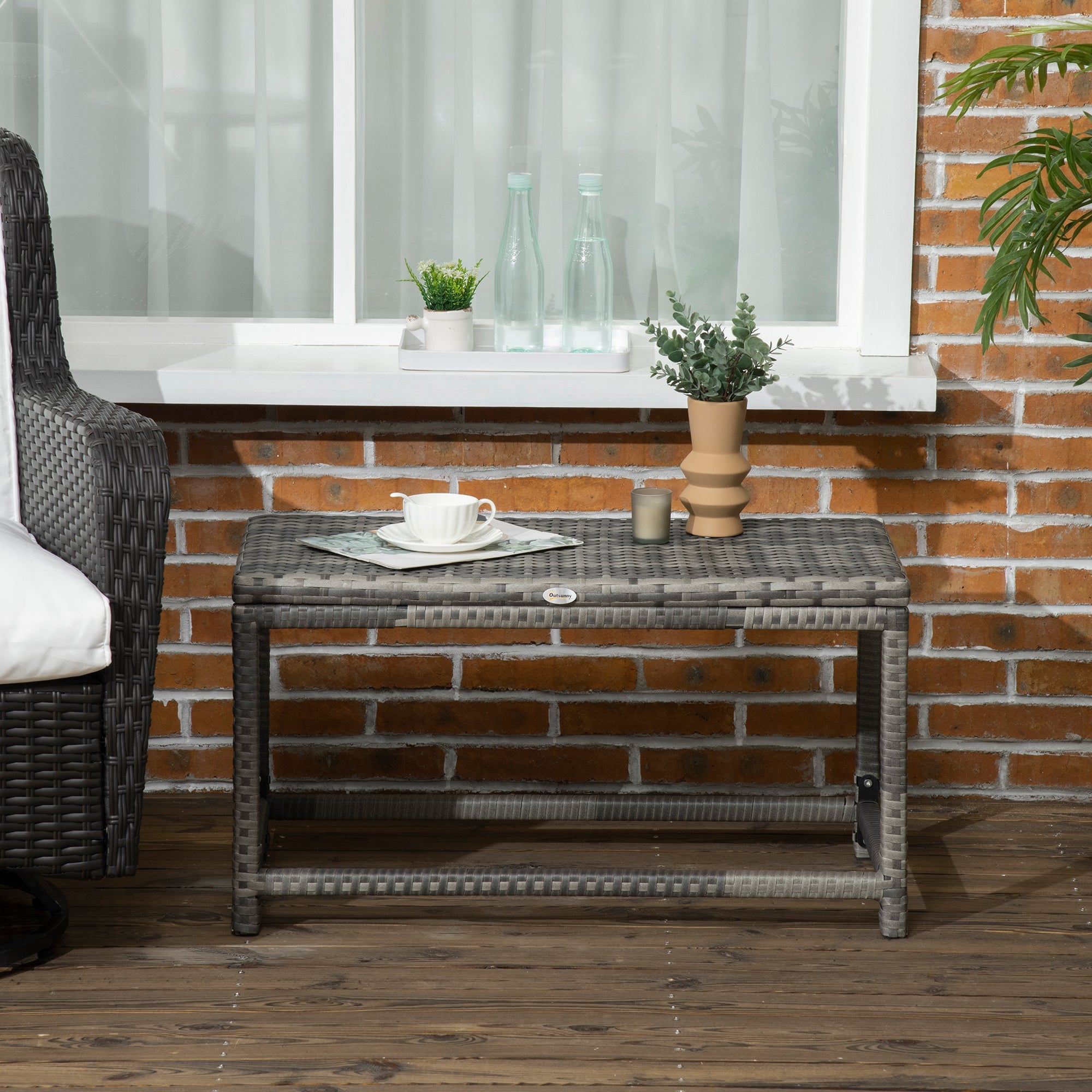 Outsunny Patio Rattan End Table, Outdoor Side Table with Full Woven Table Top for Garden, Balcony, Mixed Grey 